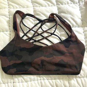 Lululemon sports bra